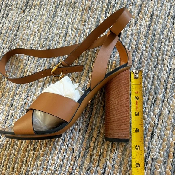 Gucci Tan Leather Heels - Picture 14 of 14